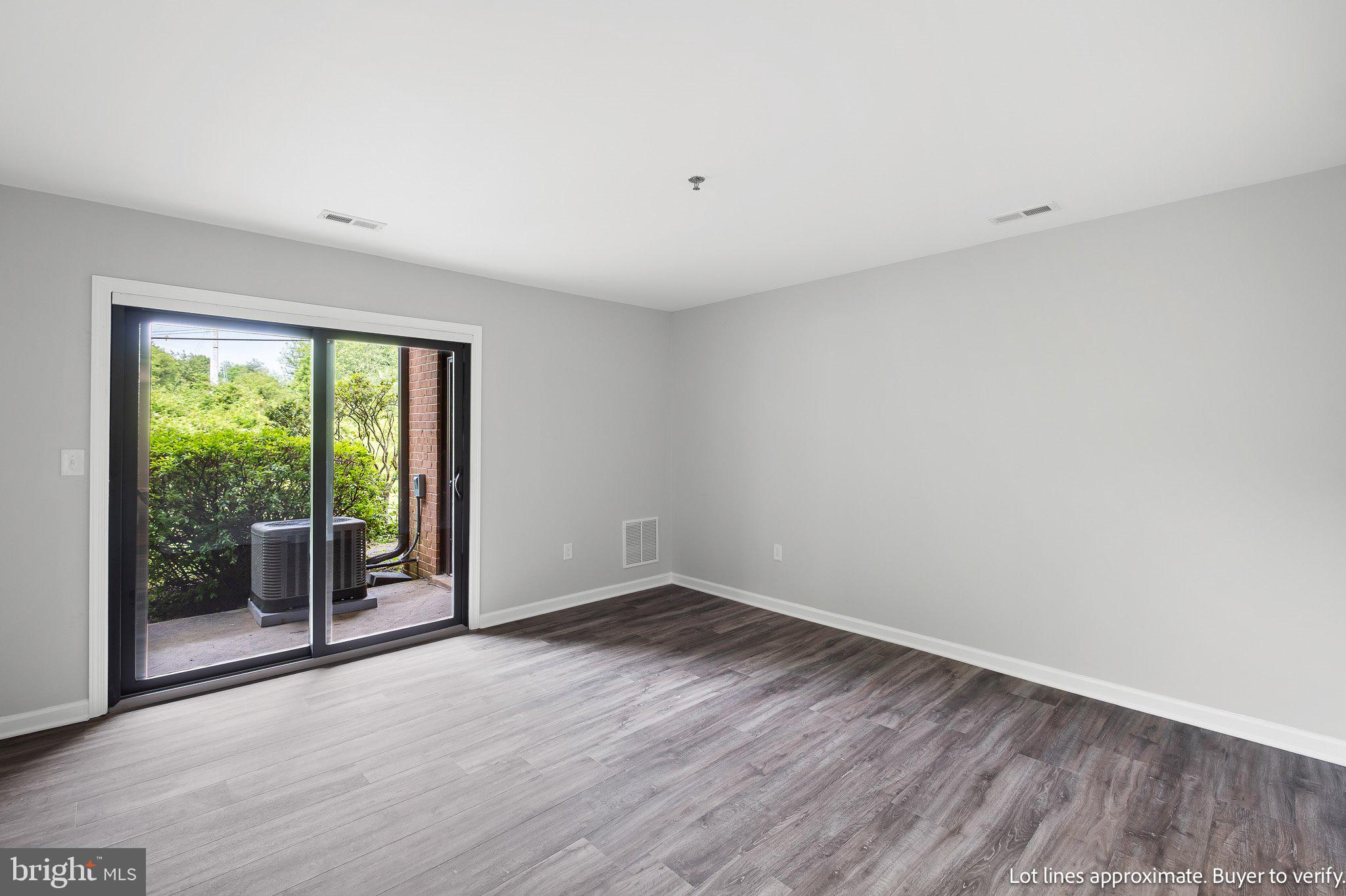 5060 W BRIGANTINE COURT 5060
