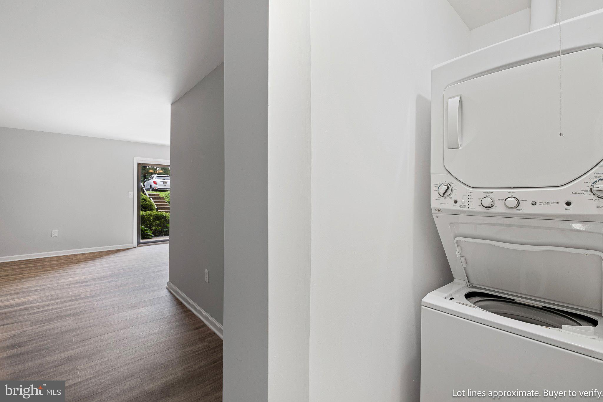5060 W BRIGANTINE COURT 5060