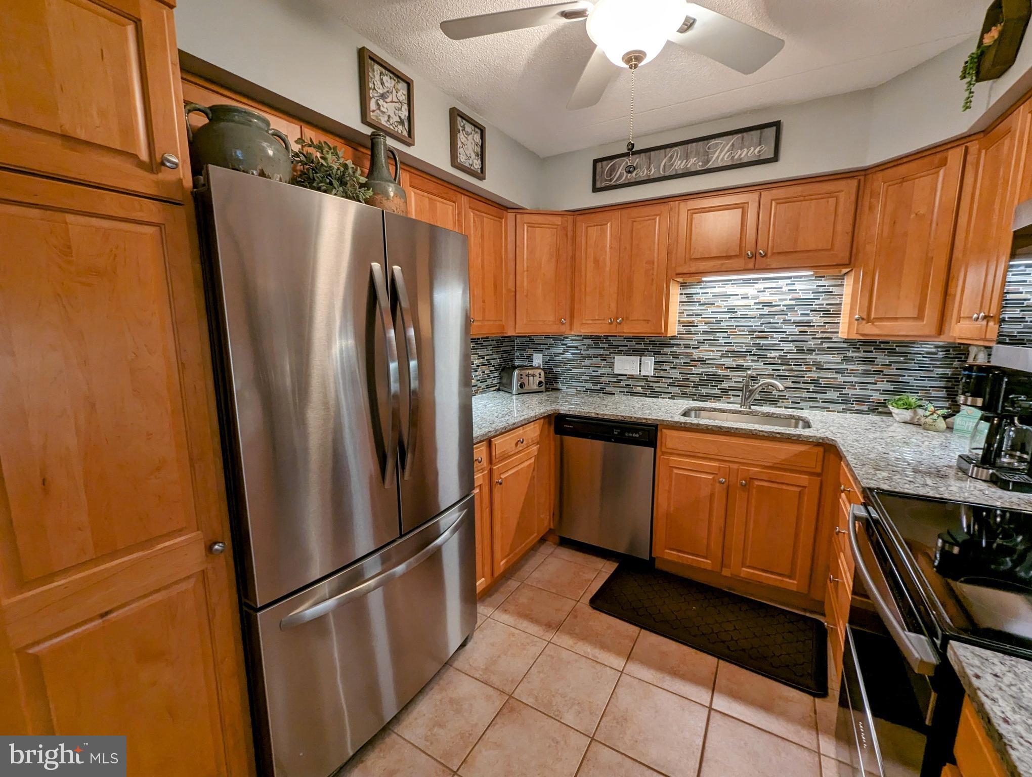 3600 RUSTIC LANE 215 215