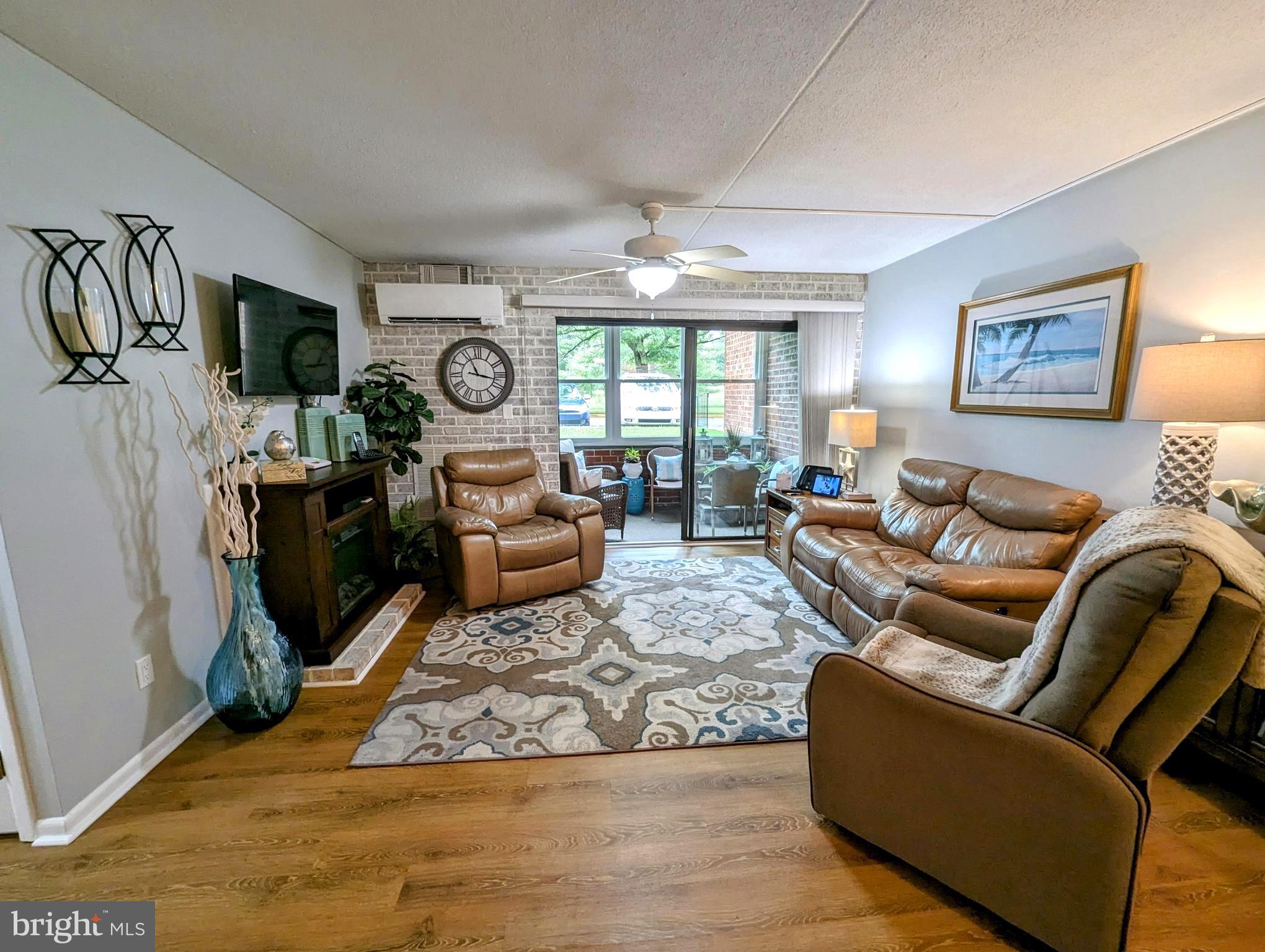 3600 RUSTIC LANE 215 215