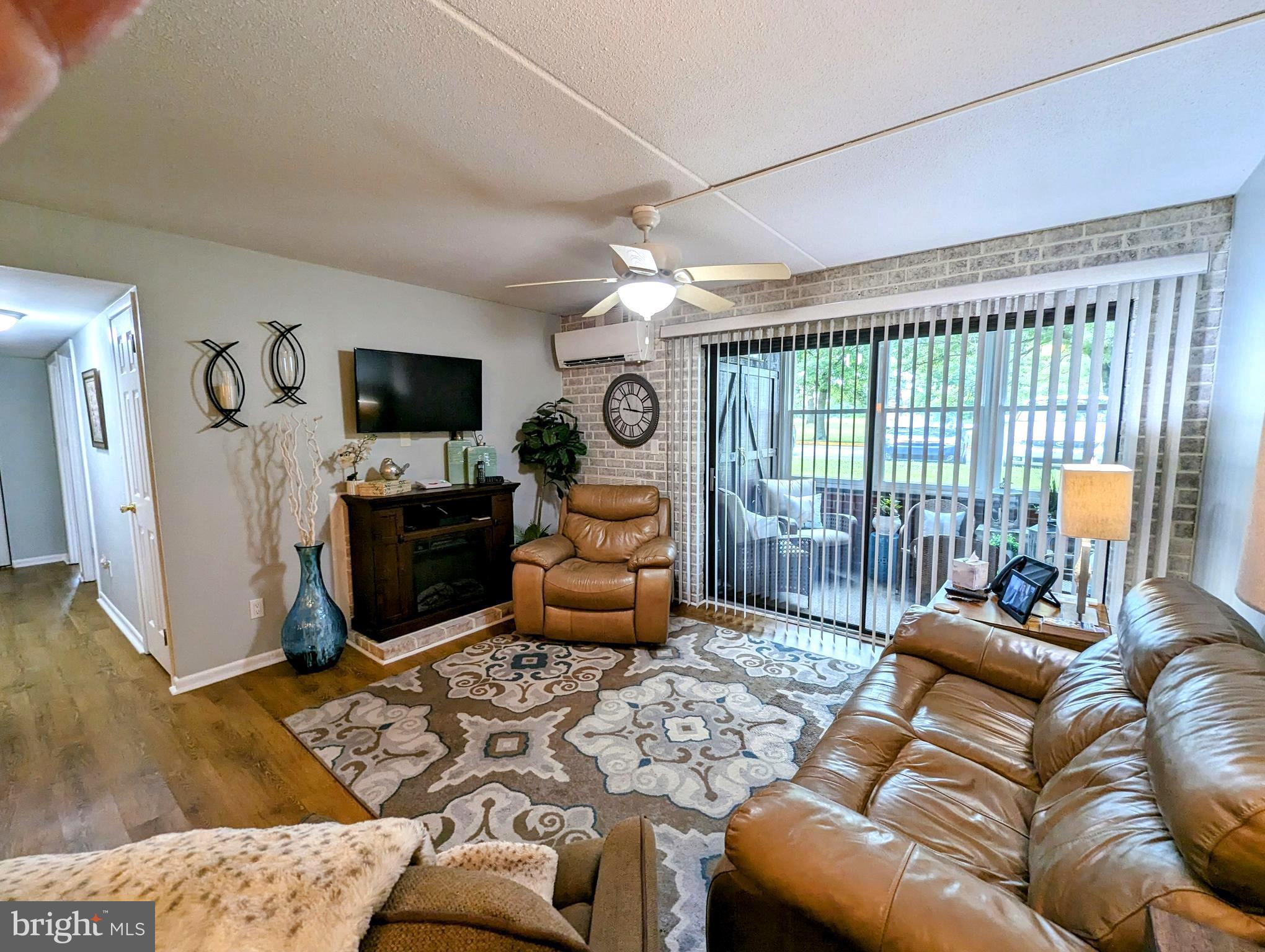 3600 RUSTIC LANE 215 215