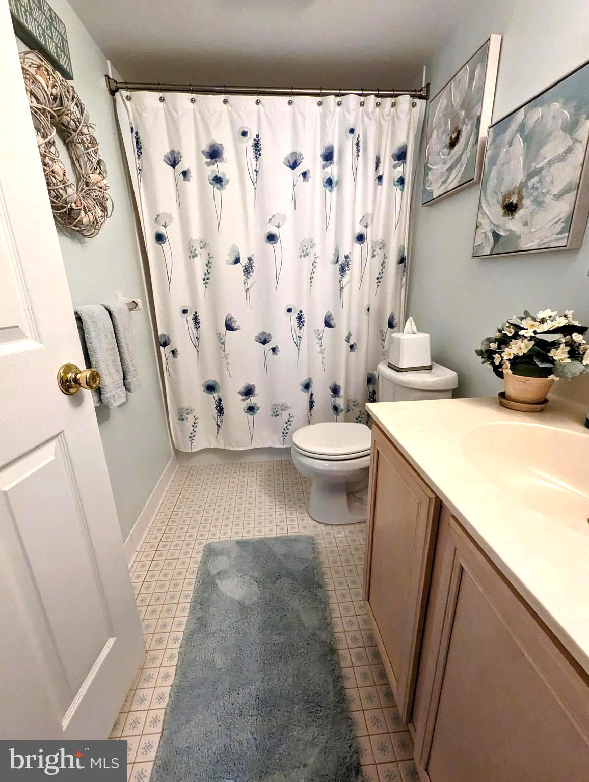 3600 RUSTIC LANE 215 215