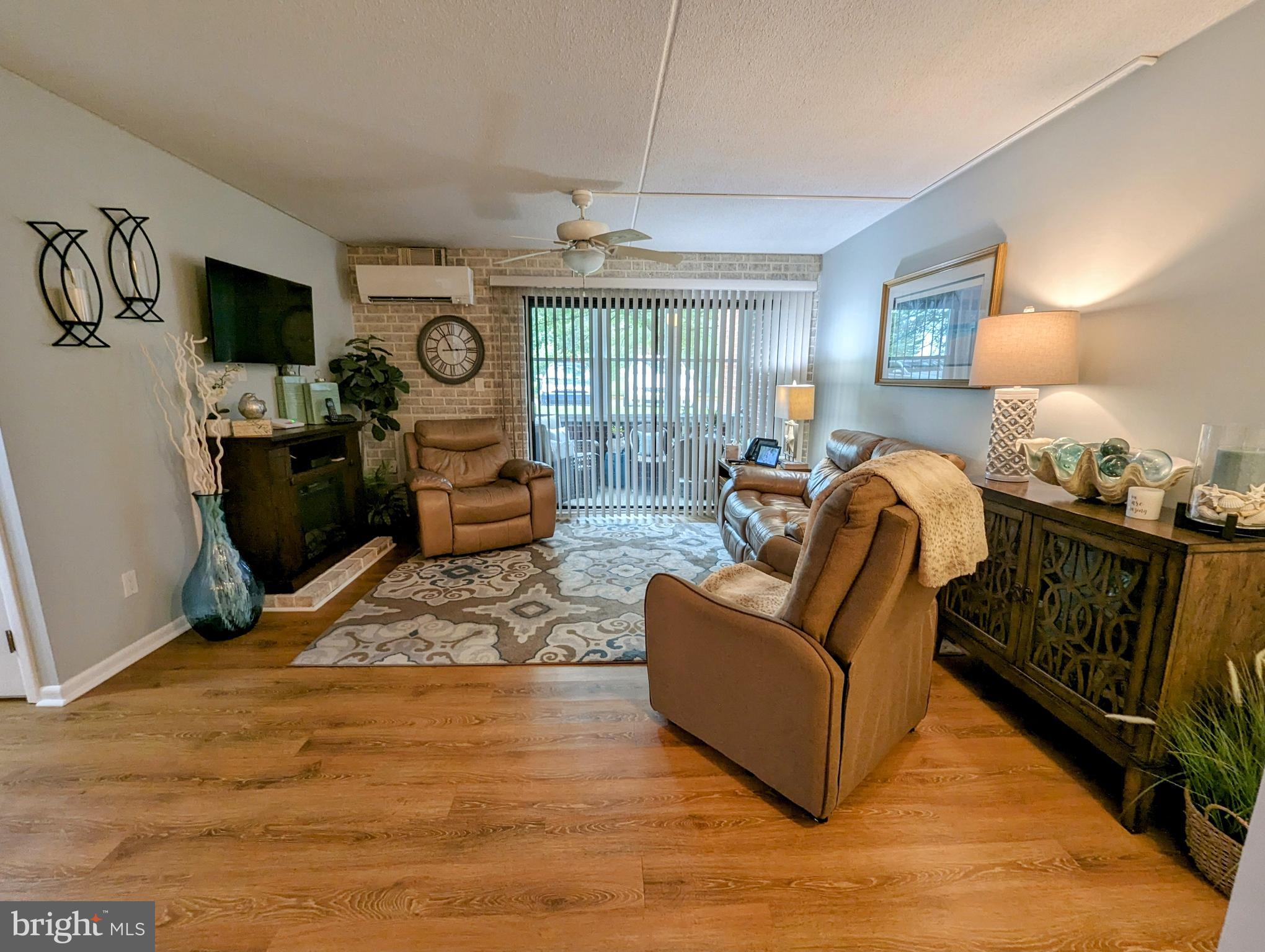 3600 RUSTIC LANE 215 215