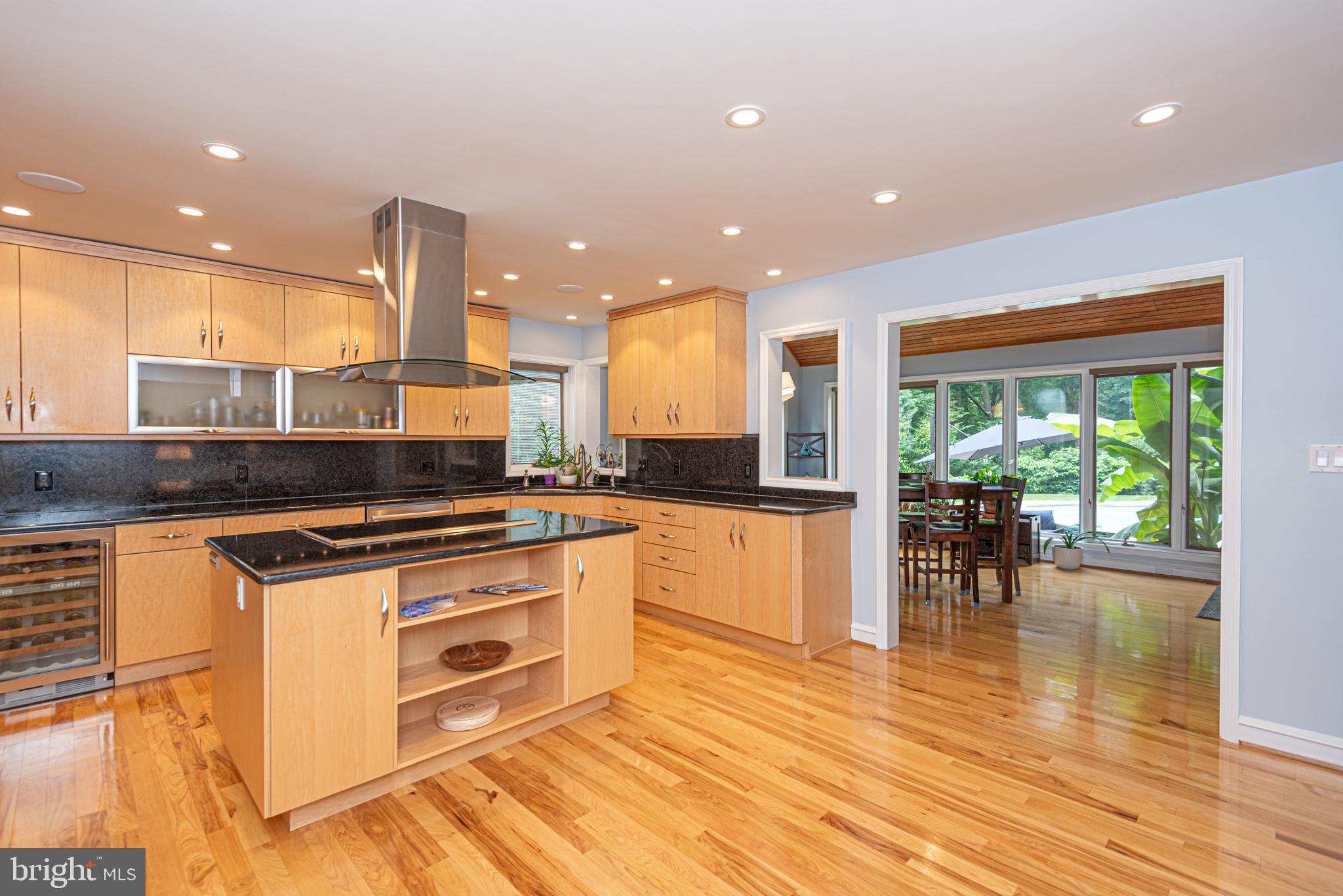 11 FOREST RIDGE