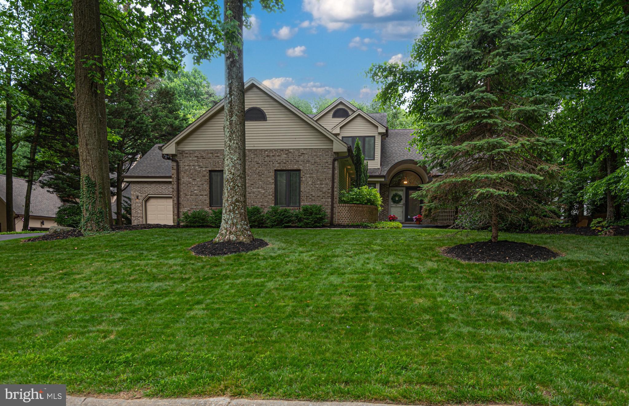 11 FOREST RIDGE