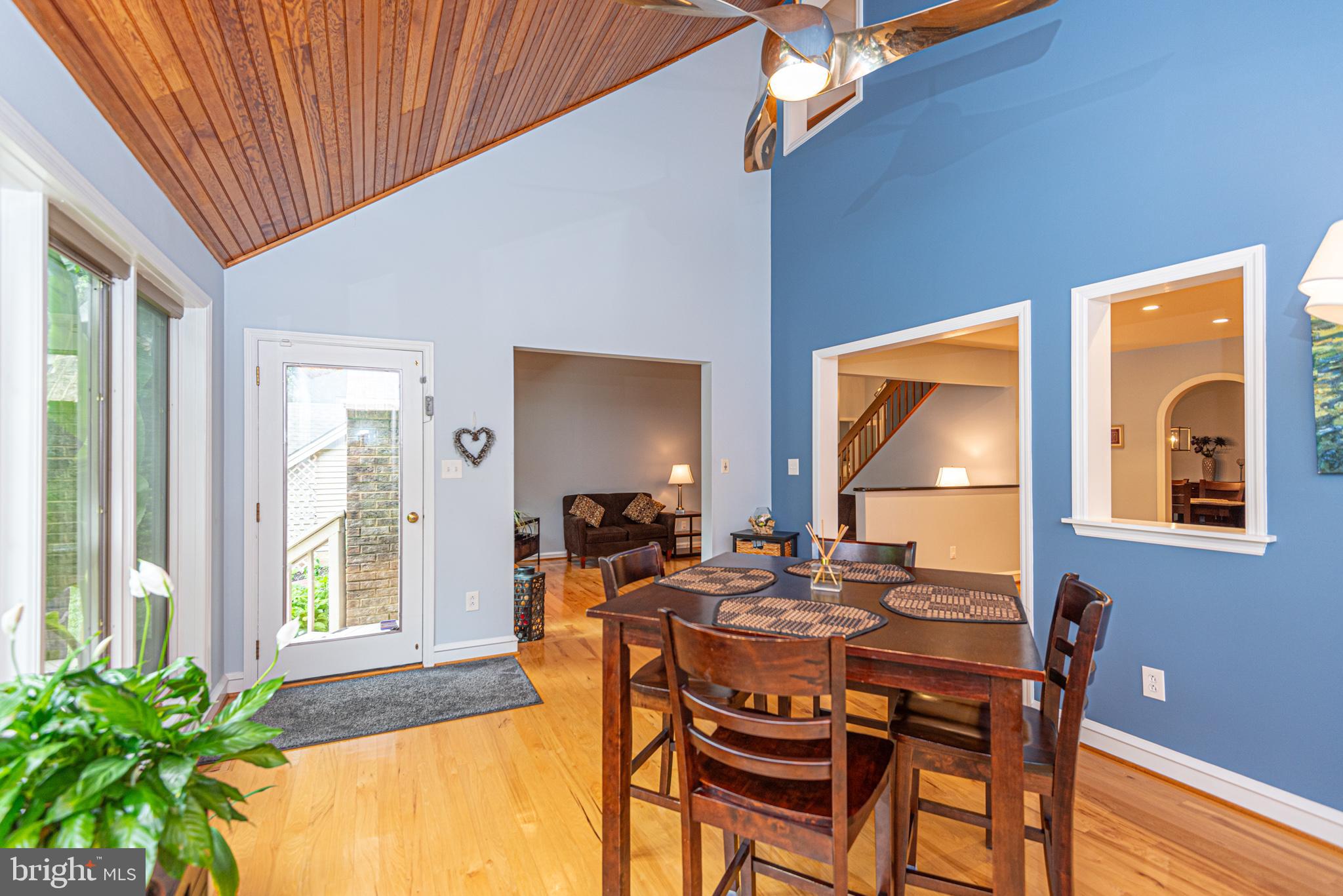 11 FOREST RIDGE