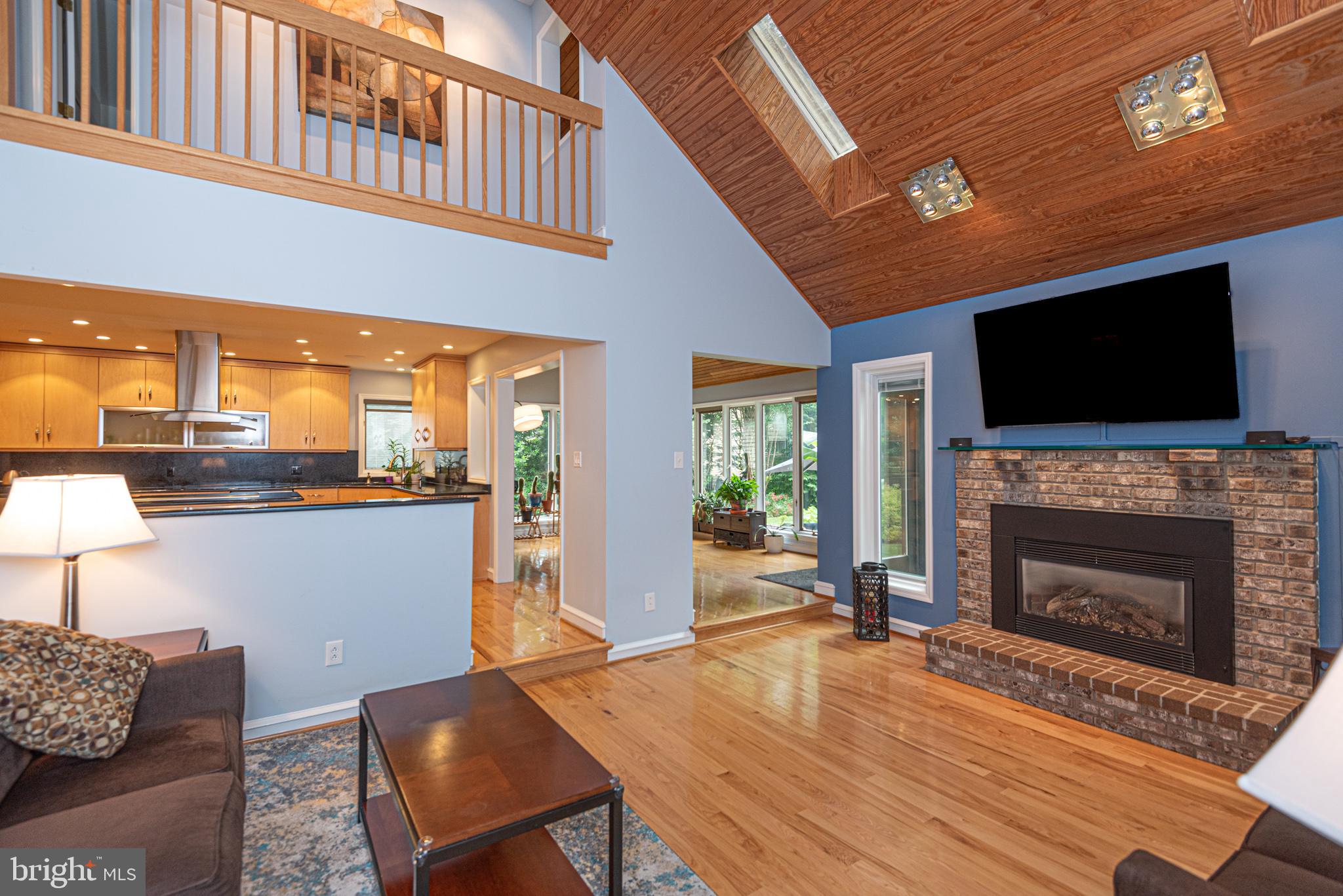 11 FOREST RIDGE