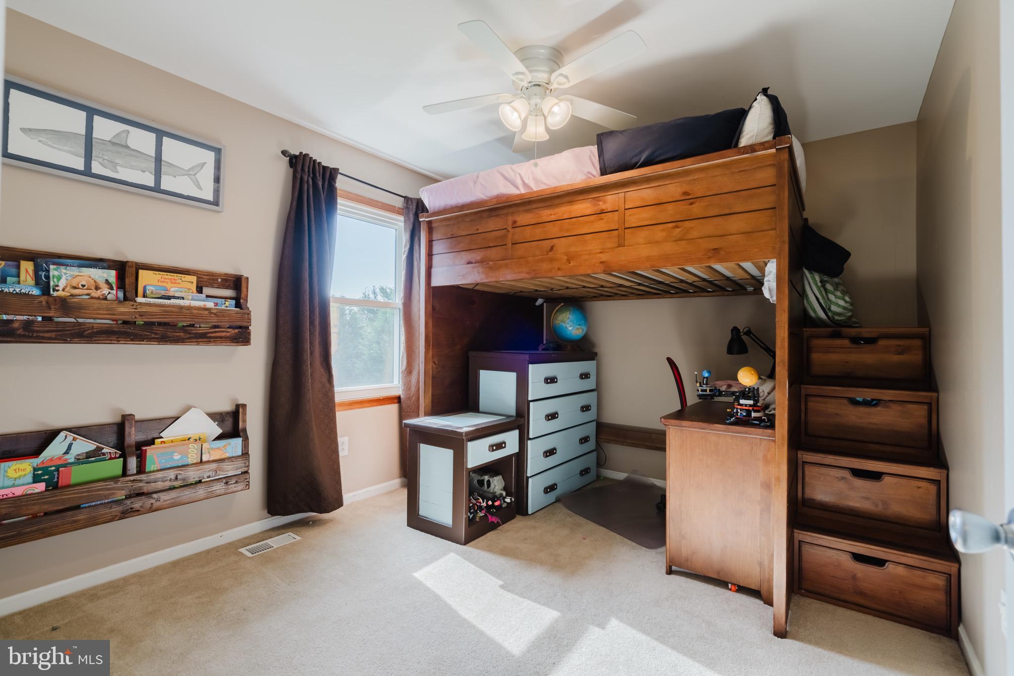 118 AIRMONT DRIVE