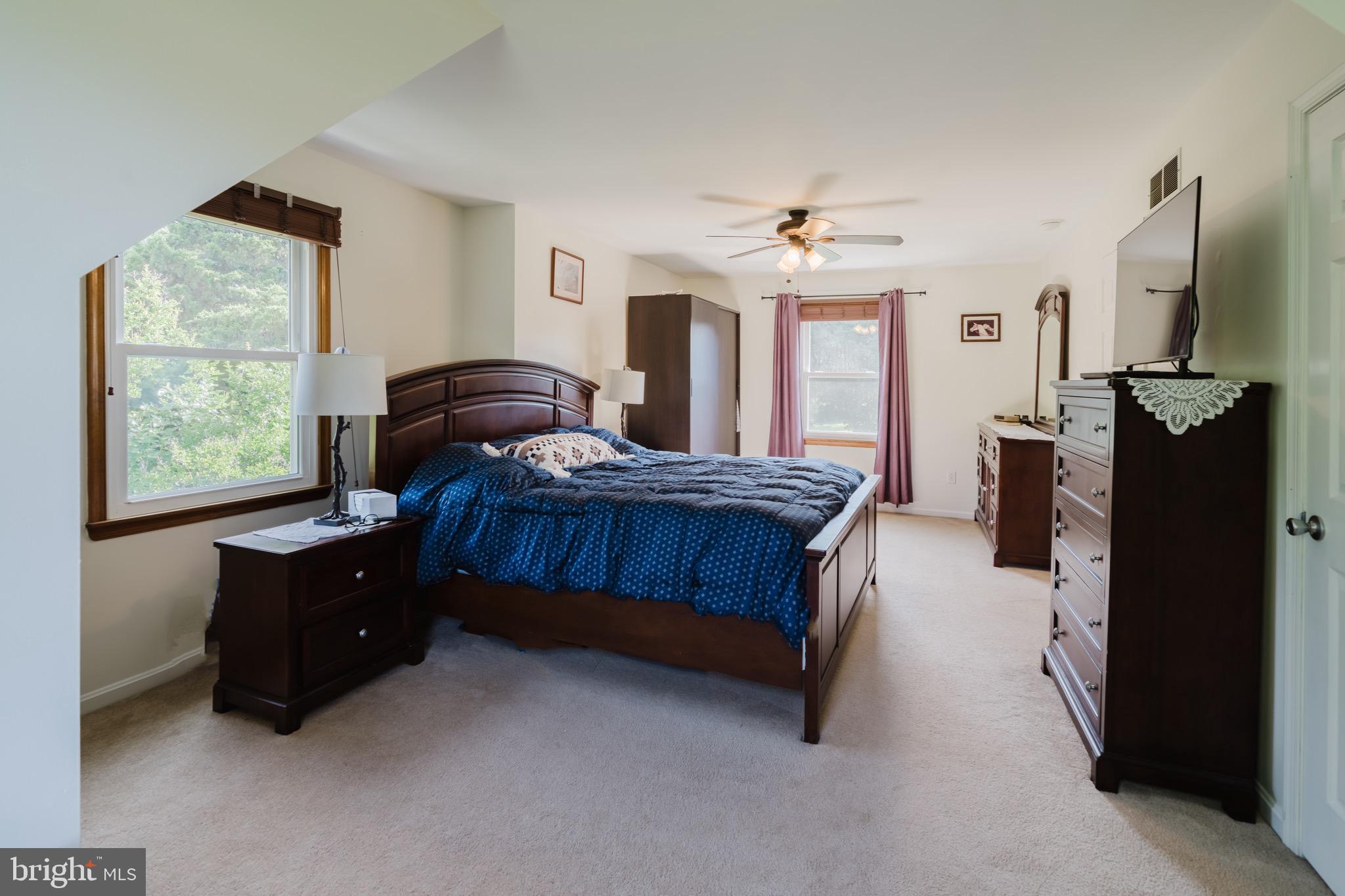 118 AIRMONT DRIVE