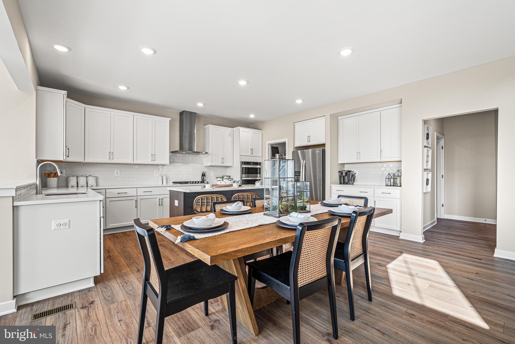 617 BRONZELEAF DRIVE