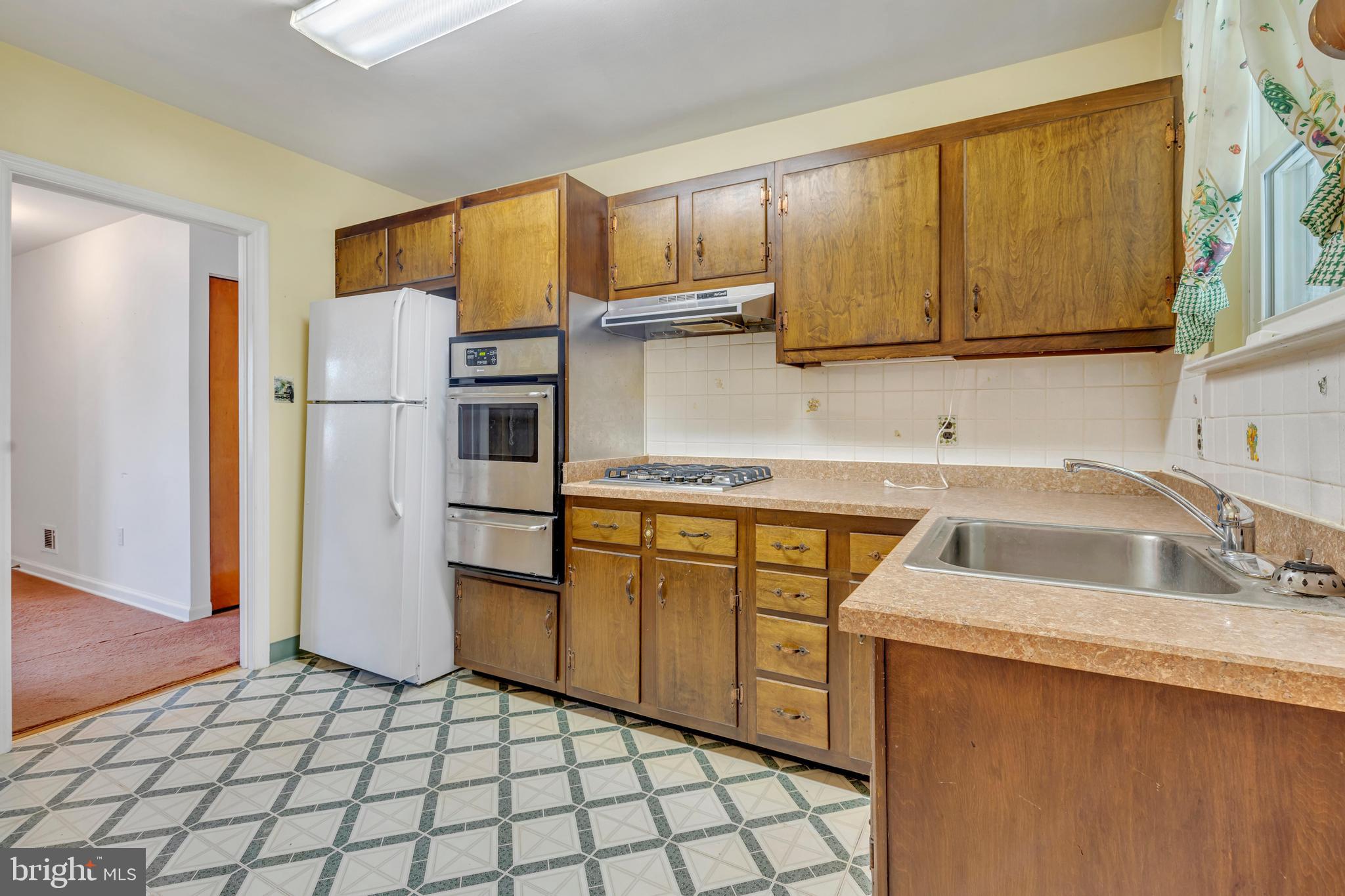 5 POWHATAN ROAD