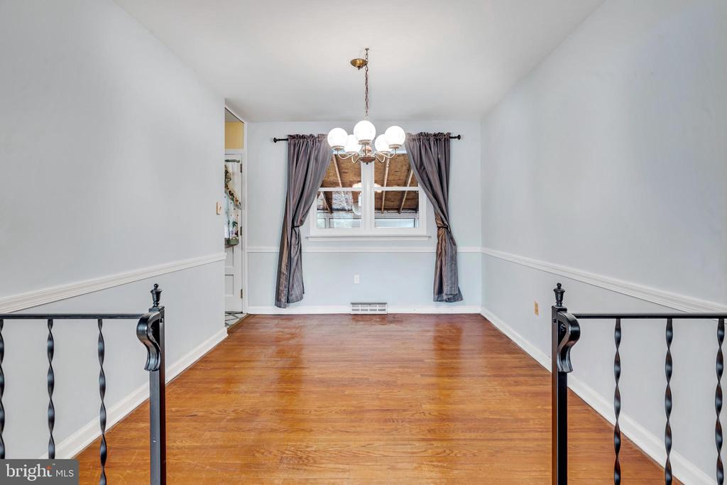 5 POWHATAN ROAD