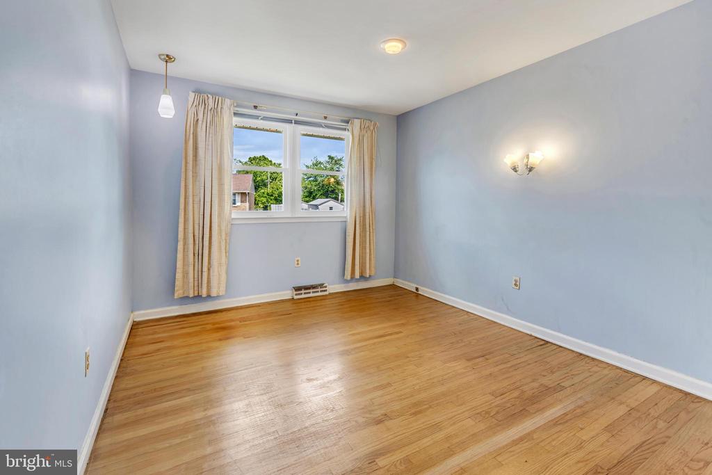 5 POWHATAN ROAD