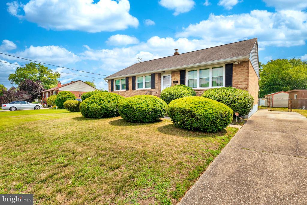 5 POWHATAN ROAD