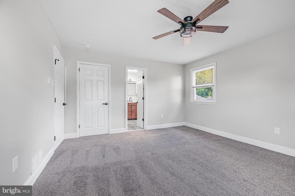6 WHITEHAVEN DRIVE