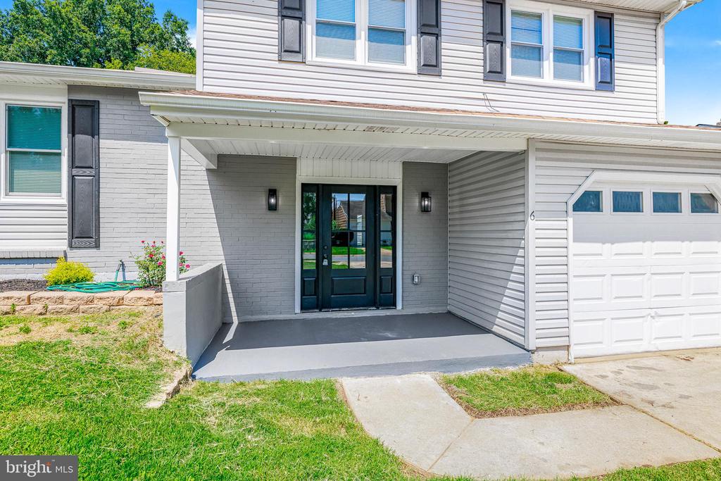 6 WHITEHAVEN DRIVE