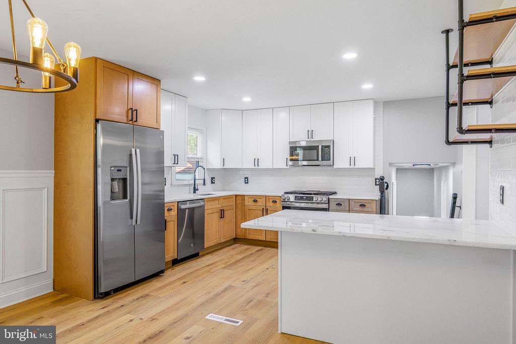 6 WHITEHAVEN DRIVE