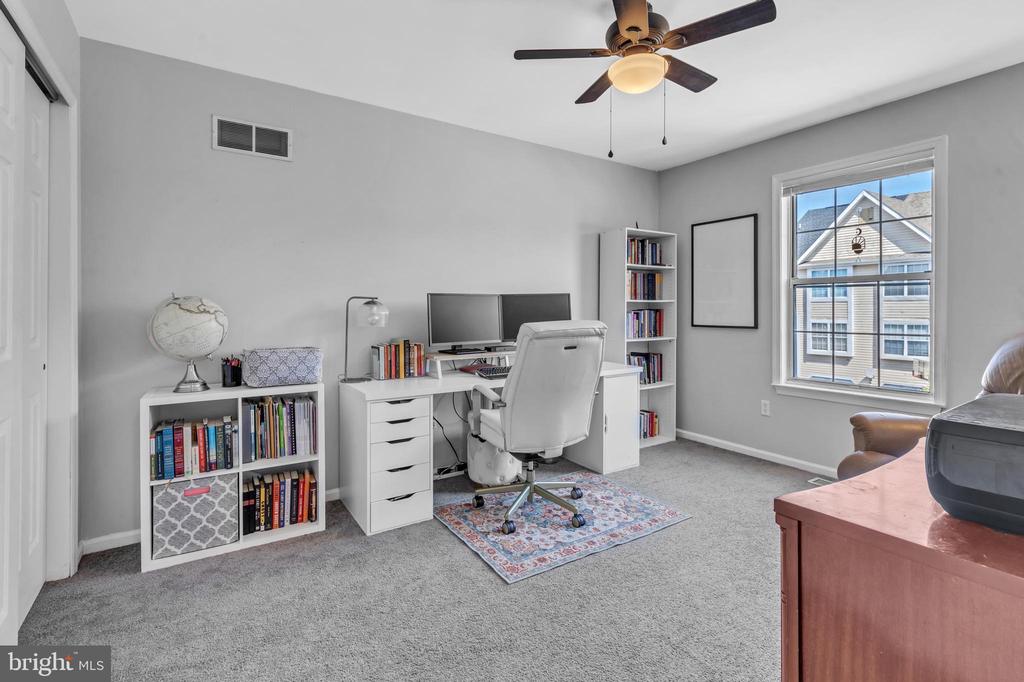 900 SABINA CIRCLE