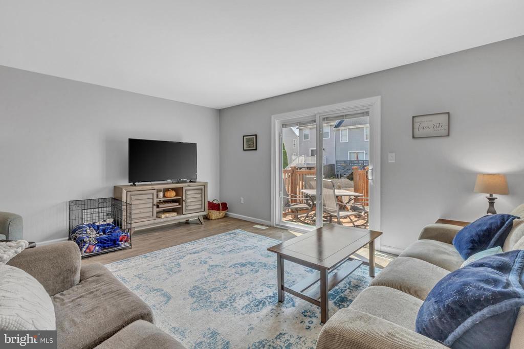 900 SABINA CIRCLE