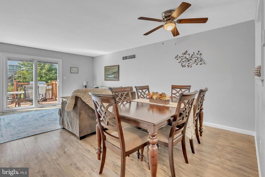 900 SABINA CIRCLE