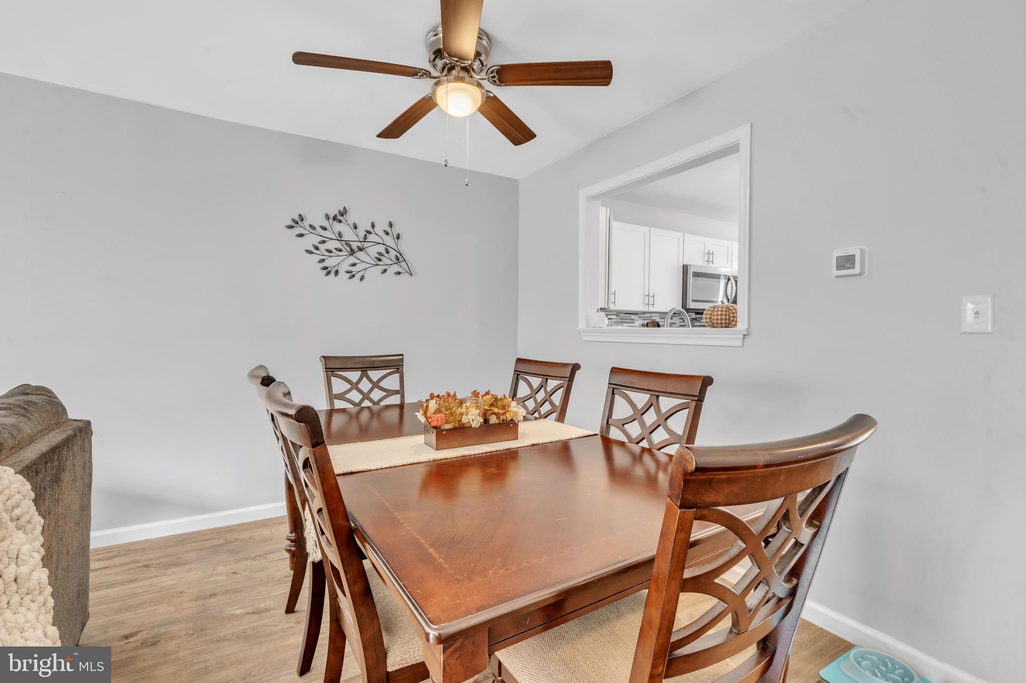 900 SABINA CIRCLE