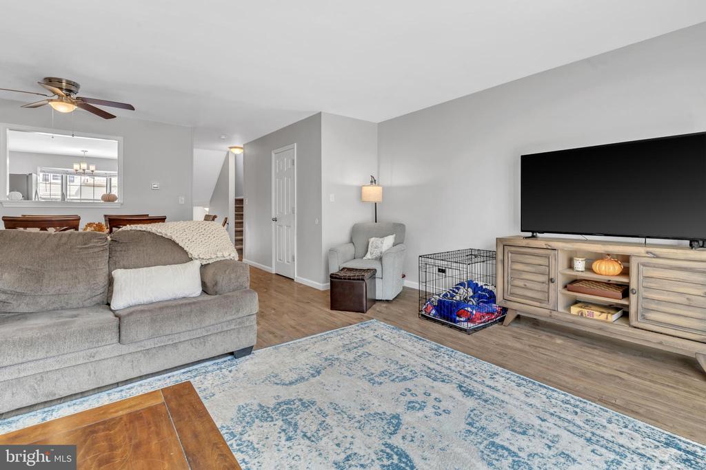 900 SABINA CIRCLE