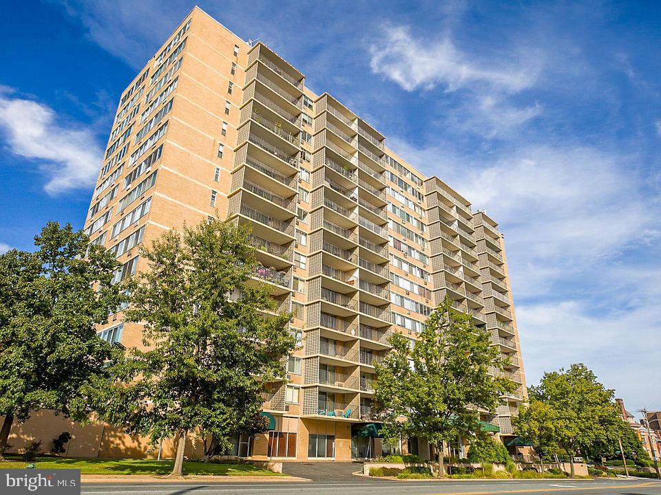 1401 PENNSYLVANIA AVENUE UNIT 302