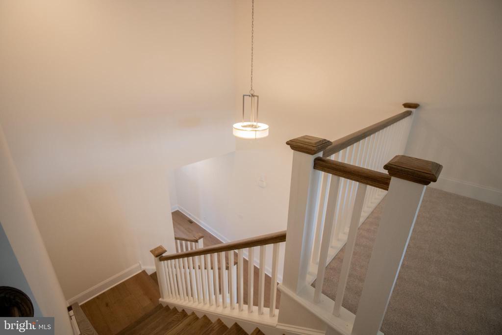 1111 INVERMERE ROAD