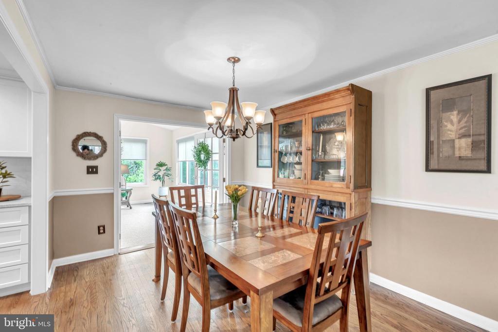 130 N DILLWYN ROAD