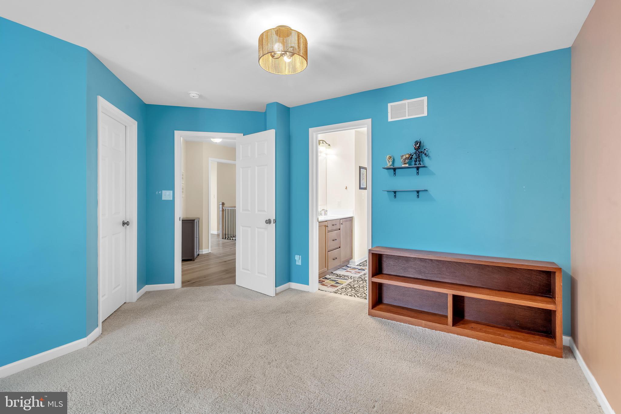 340 ELLENWOOD DRIVE