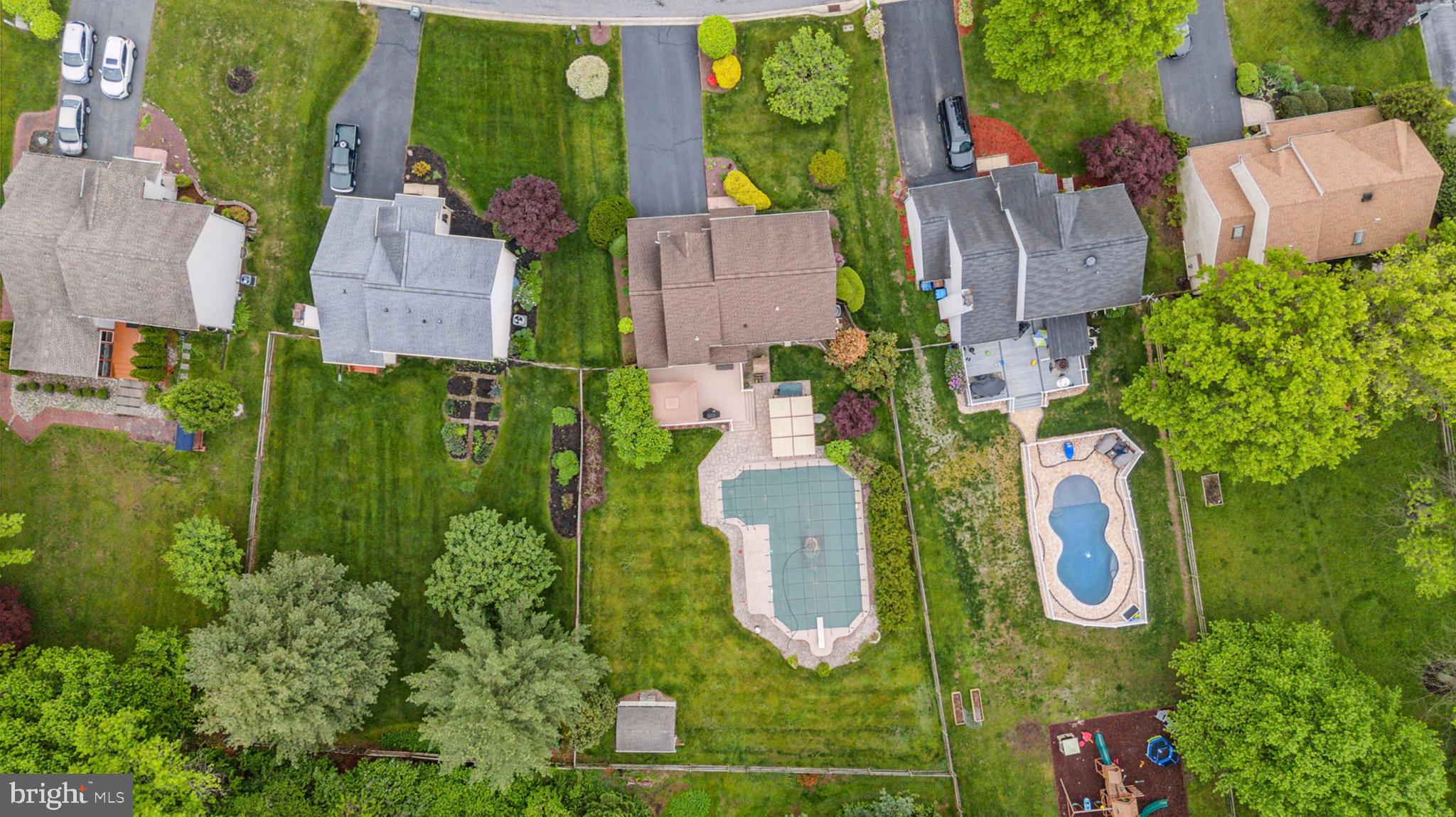 24 OAKVIEW DRIVE