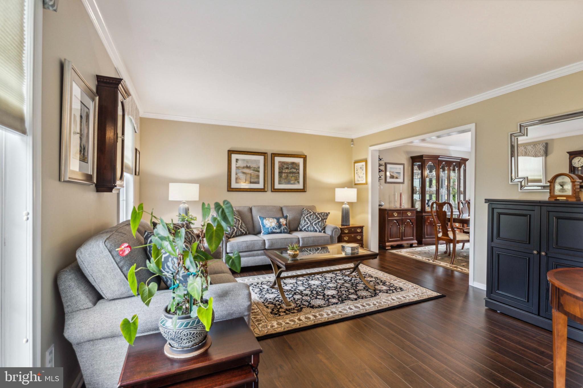 24 OAKVIEW DRIVE