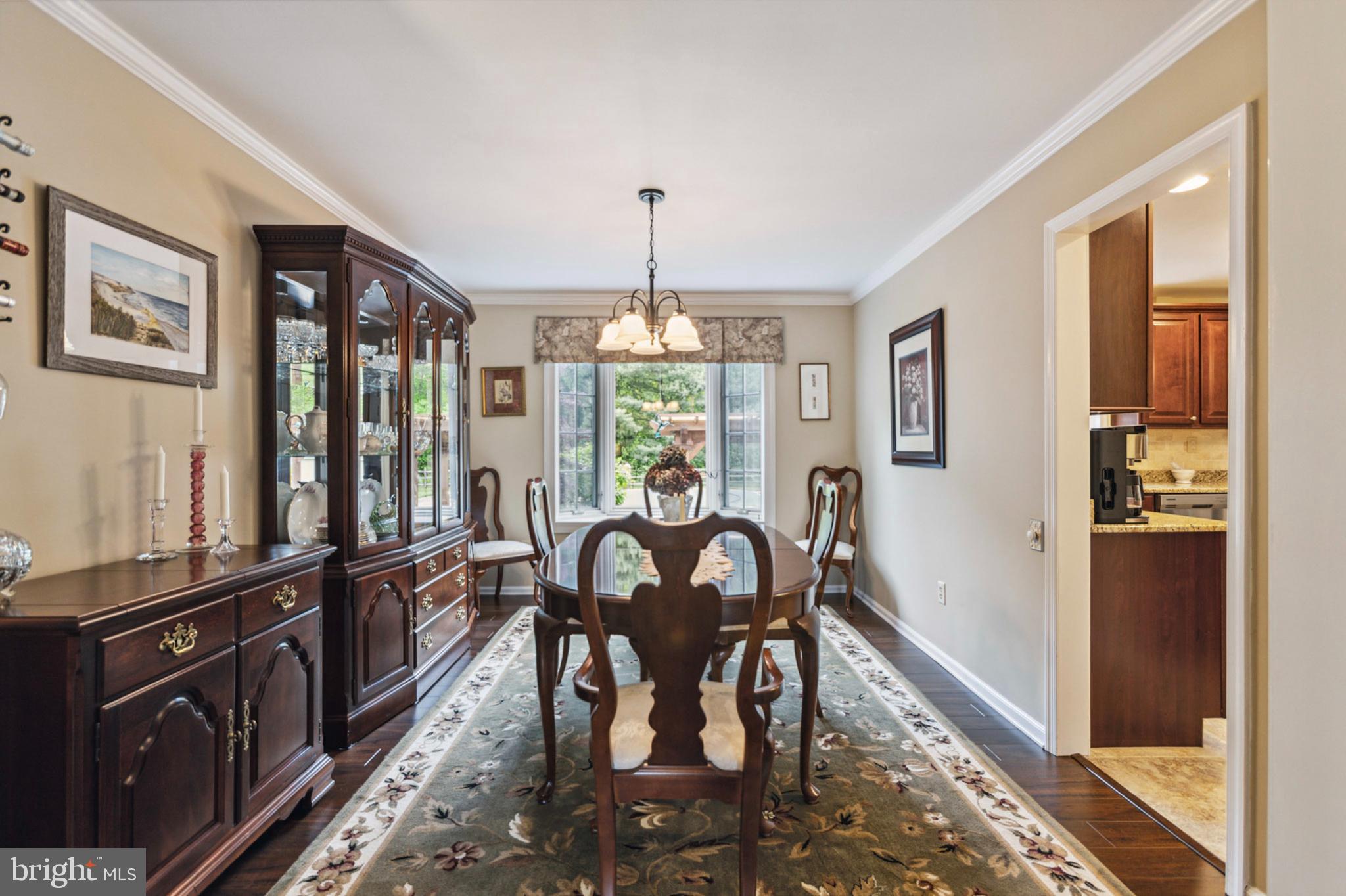 24 OAKVIEW DRIVE