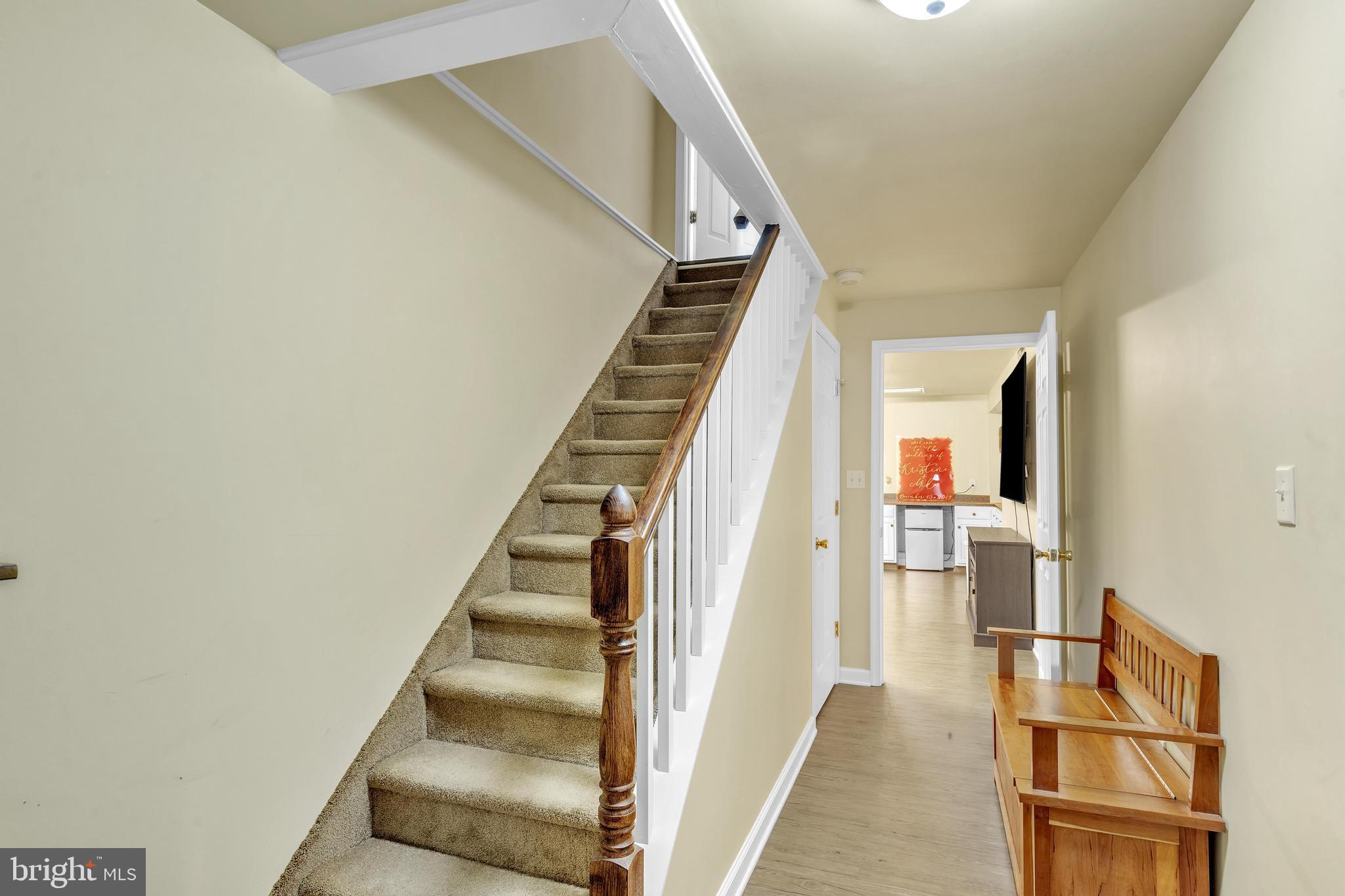 5 PATRICIA CIRCLE