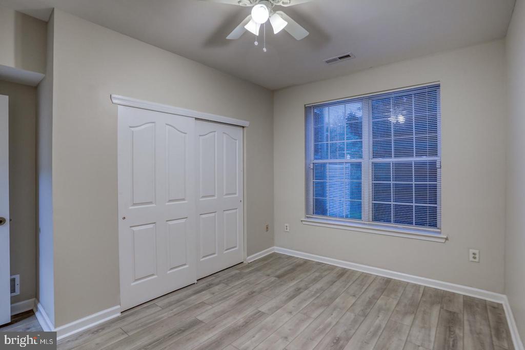 2902 WATERS EDGE DRIVE 261