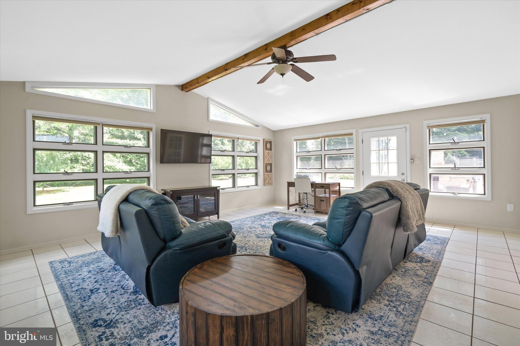 35 WINTERBURY CIRCLE