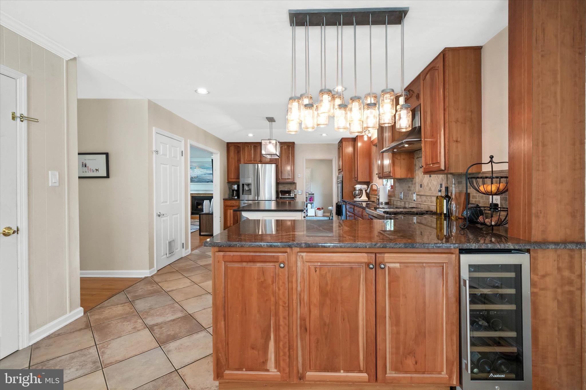 35 WINTERBURY CIRCLE