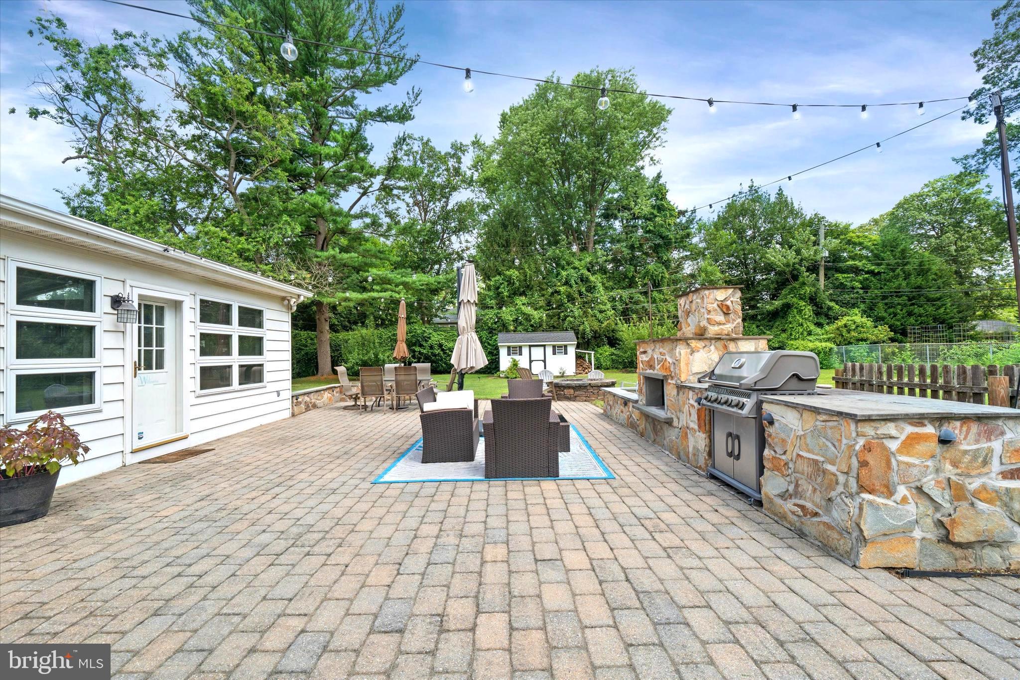 35 WINTERBURY CIRCLE