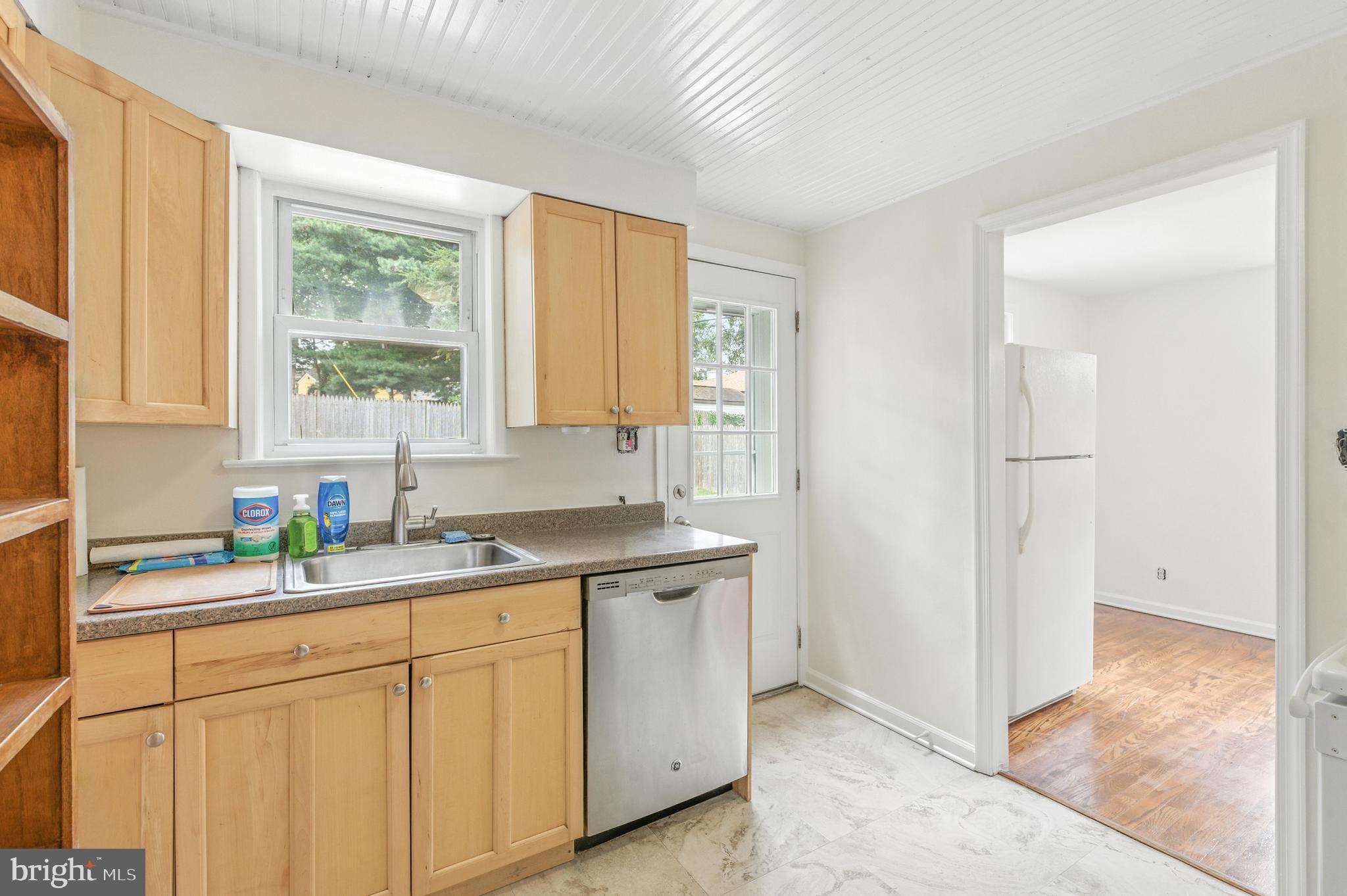 313 FOREST DRIVE