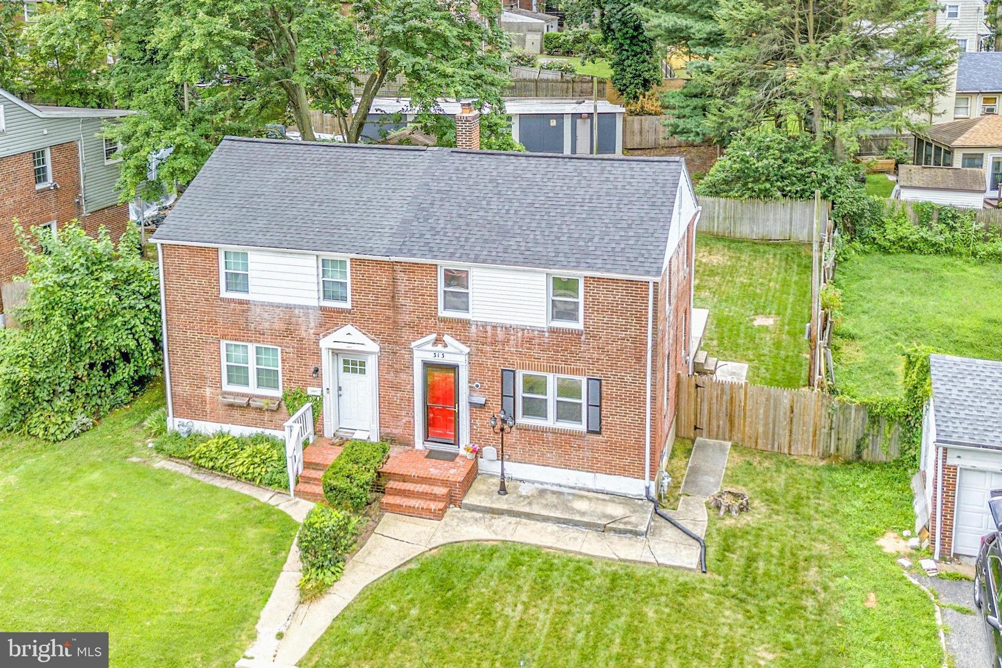 313 FOREST DRIVE