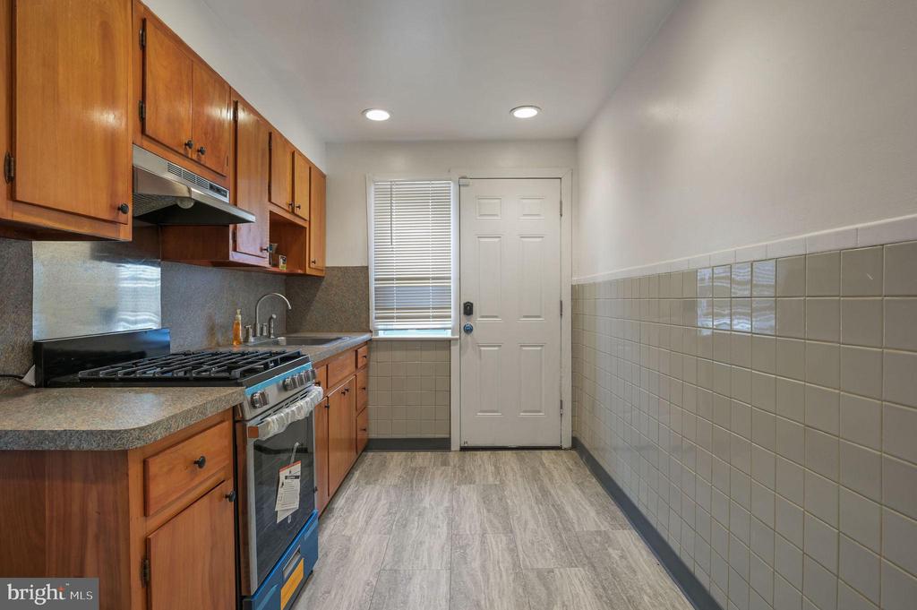2735 W THIRD STREET