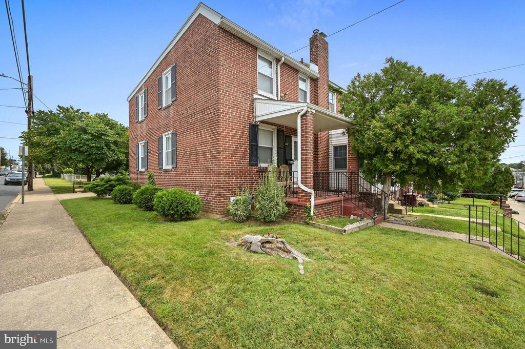 2735 W THIRD STREET