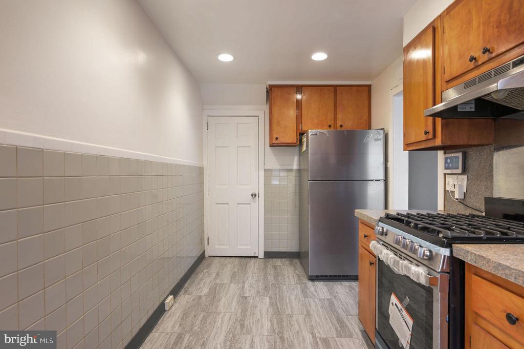 2735 W THIRD STREET
