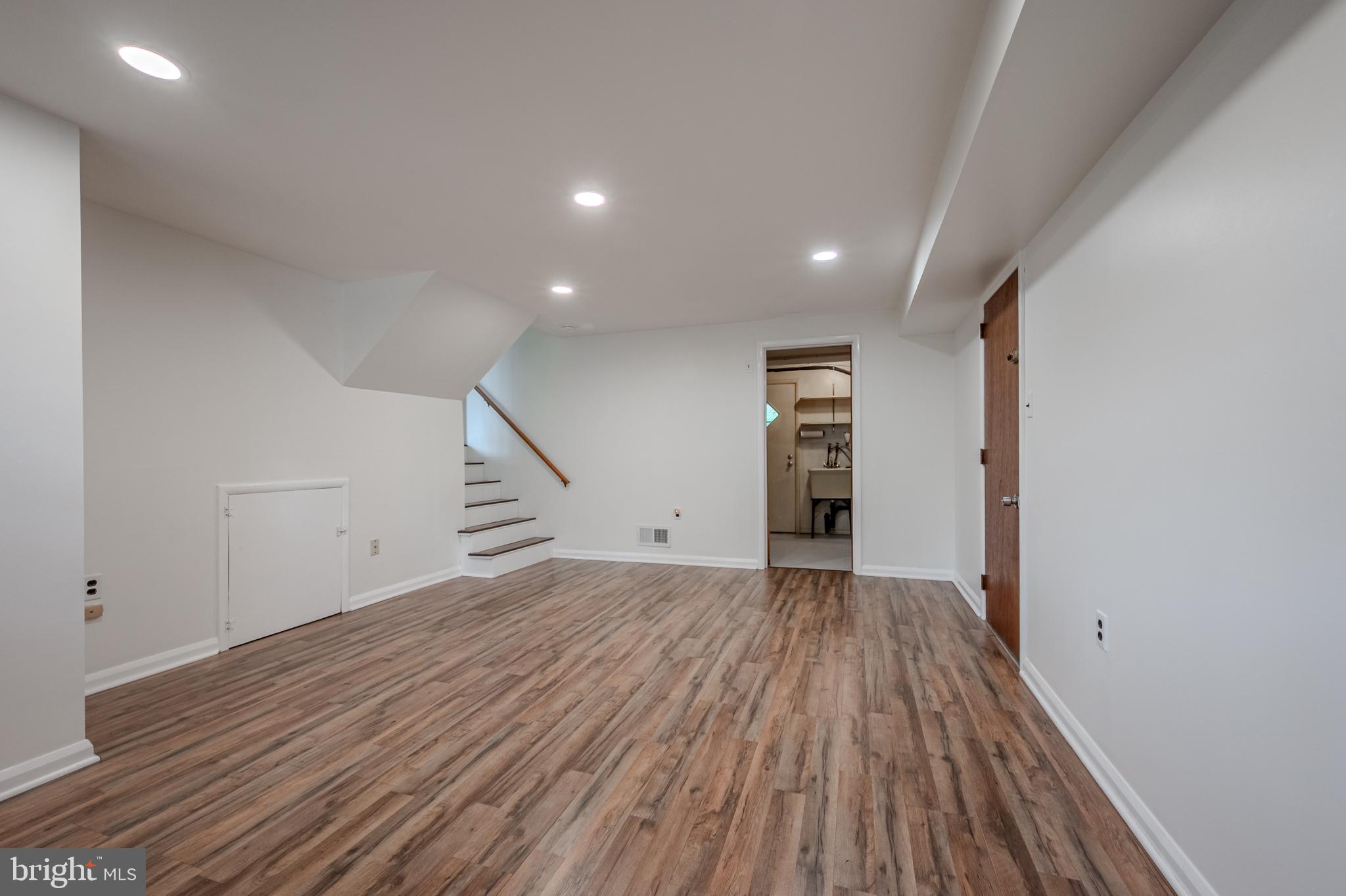 1903 BRANT ROAD