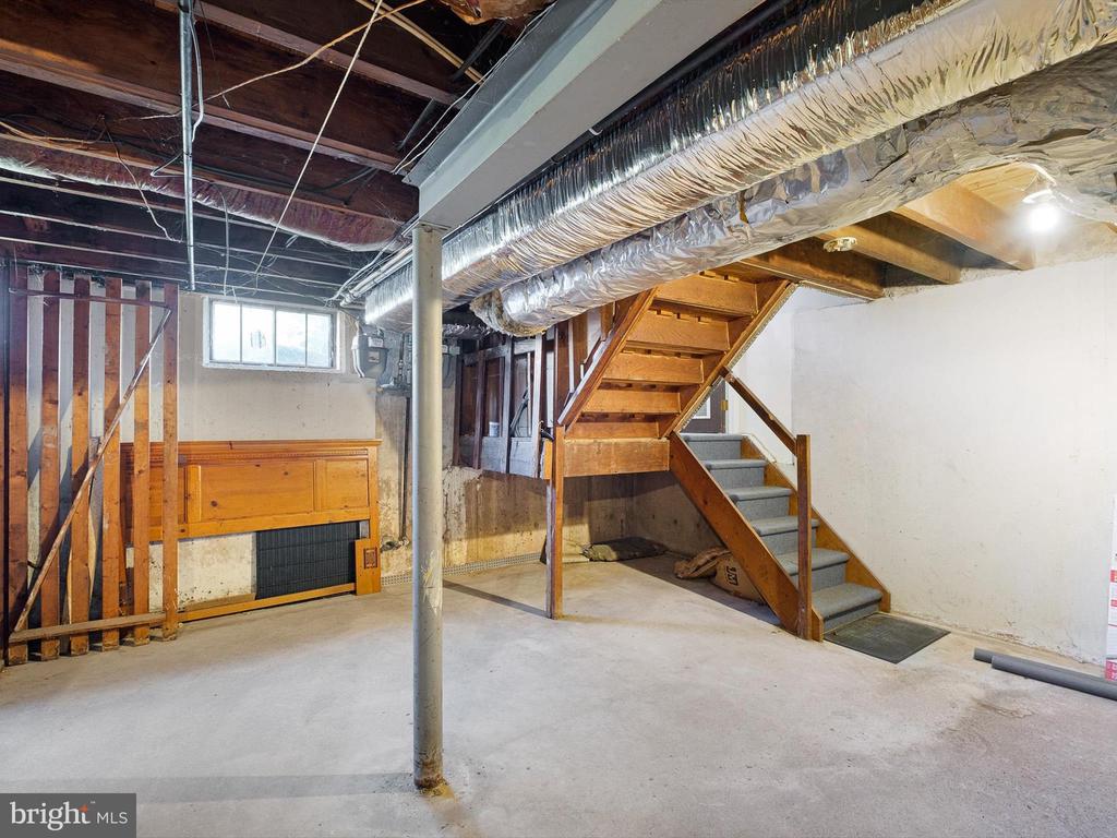 314 CASTLE AVENUE