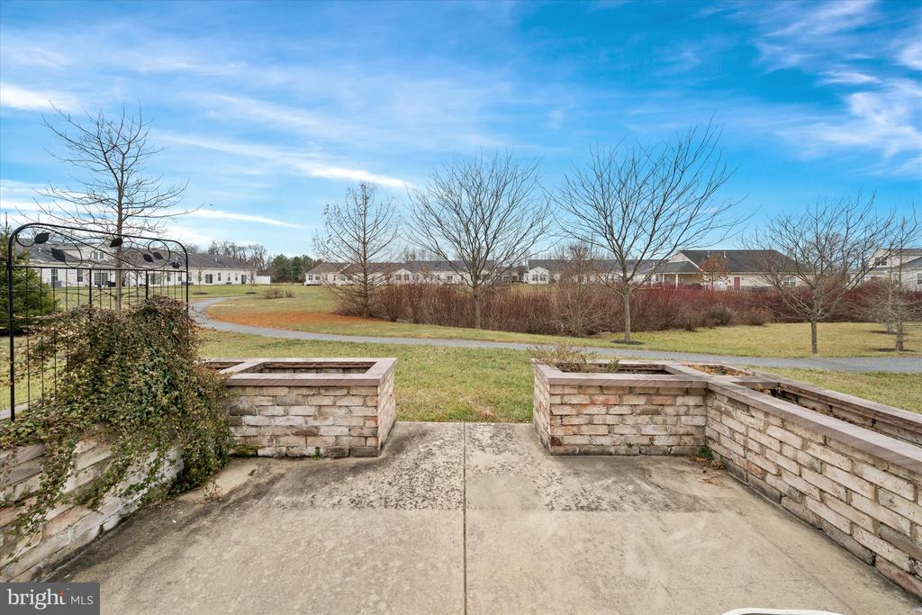 87 GRAND NATIONAL LANE