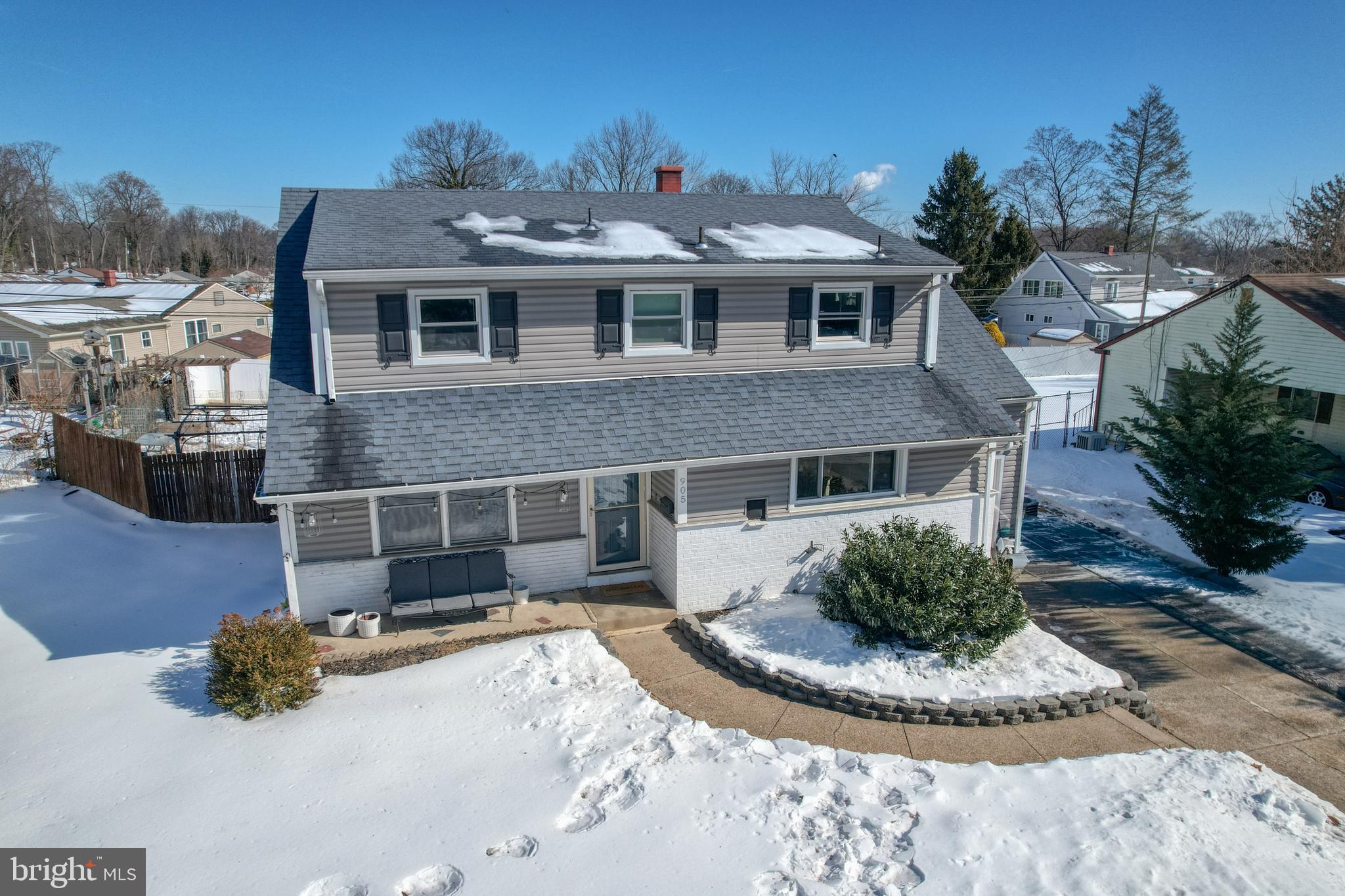 905 HARVEY ROAD