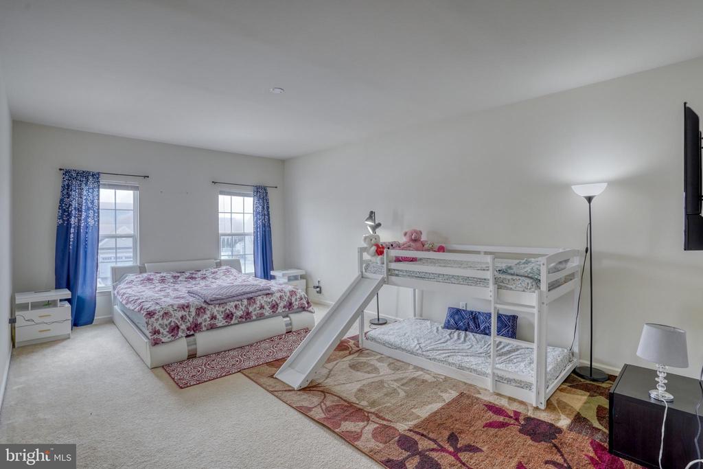 301 E FURROW LANE