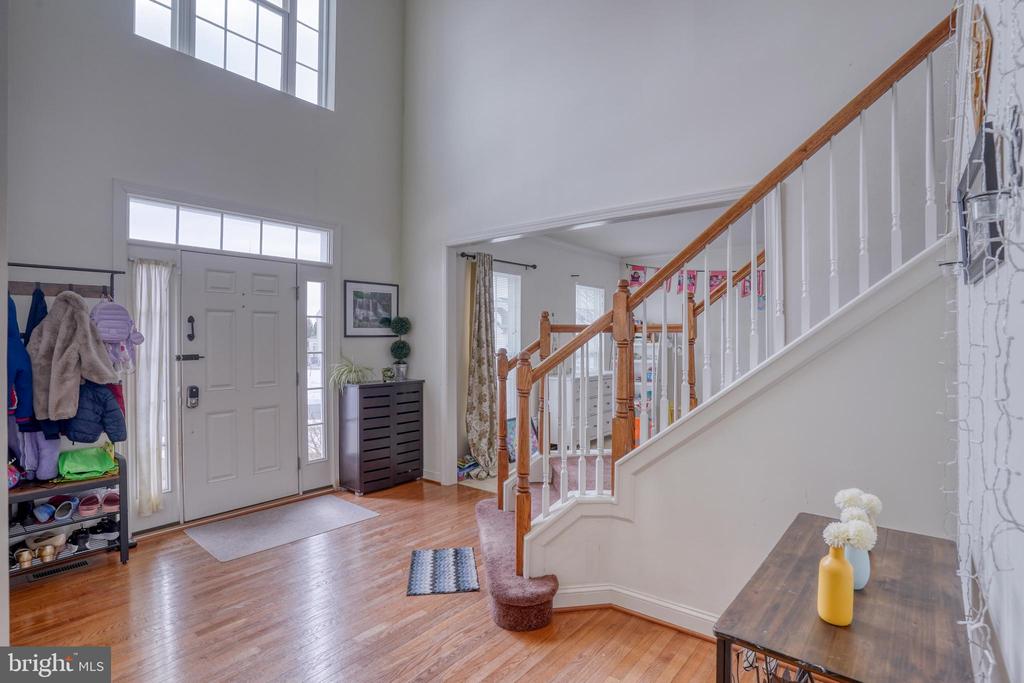 301 E FURROW LANE