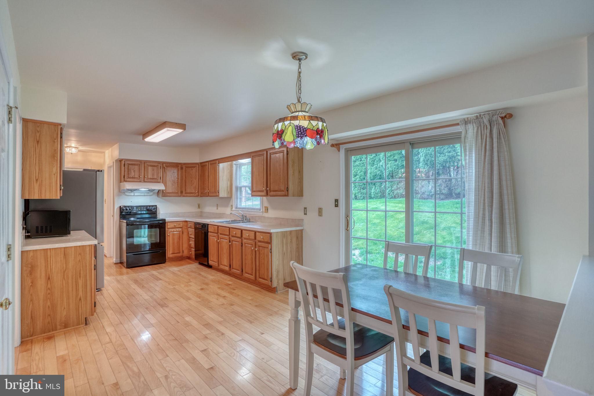 2 LILAC COURT